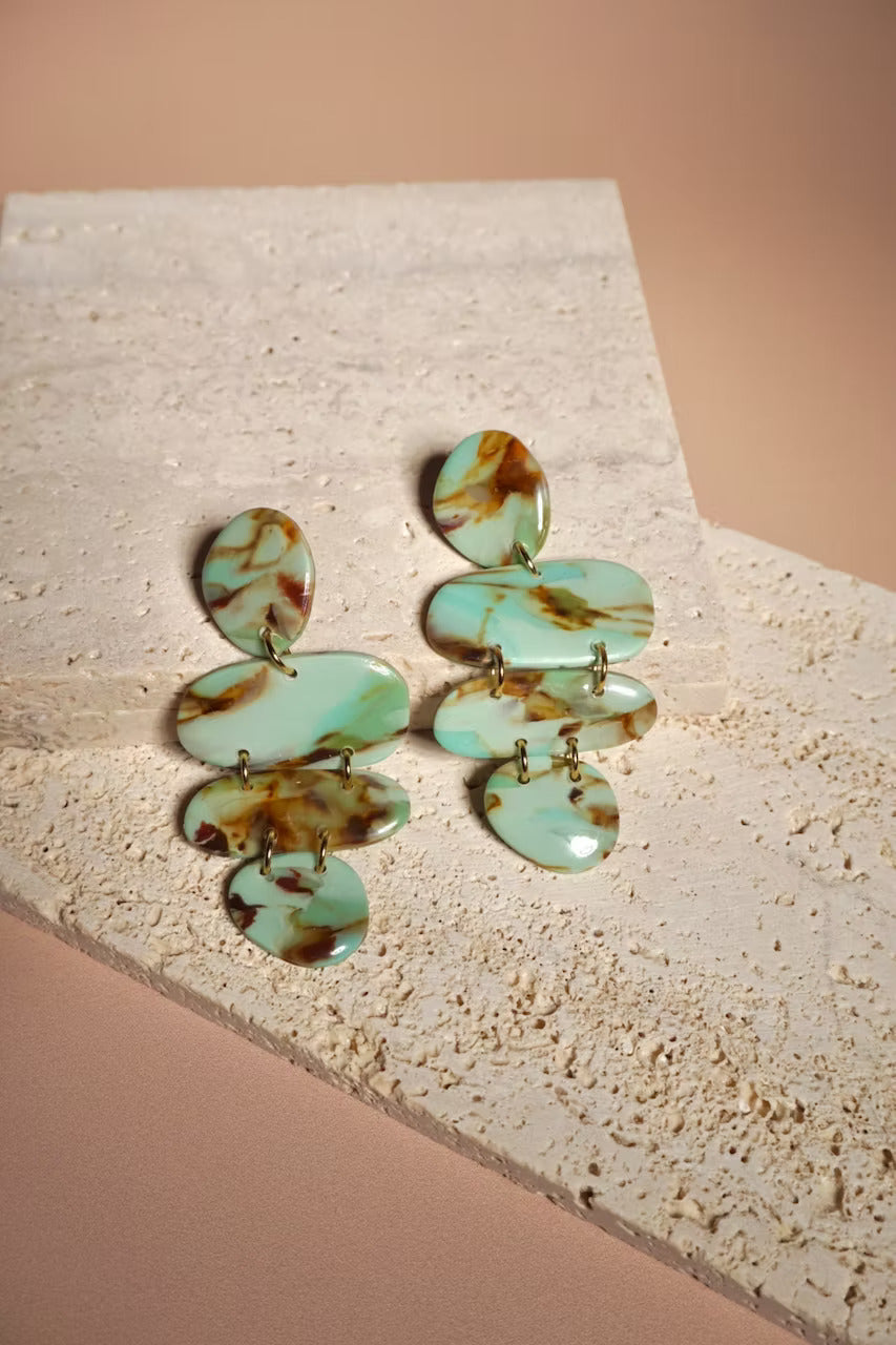 Olivia in Turquoise